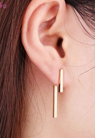 GOLD GEOMETRIC EARRINGS