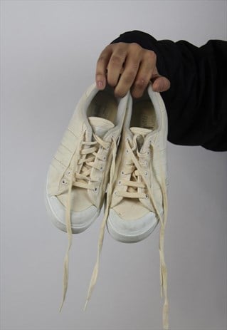VINTAGE ADIDAS CREAM TRAINERS
