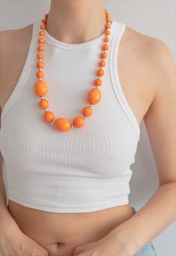 Vintage 70s Beaded Chunky Summer Necklace in Orange