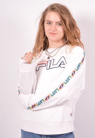 white fila jumper