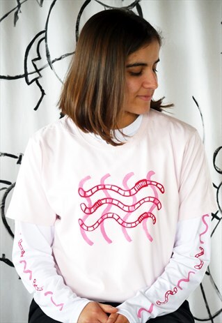 ORGANIC T-SHIRT IN PINK WITH WORM PRINT