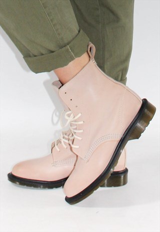 BEIGE SUPER SOFT LEATHER DR MARTEN BOOTS UK4