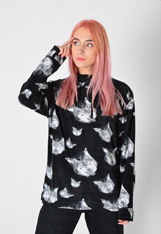Y2K BLACK WOLF FLEECE