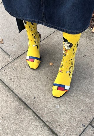 VINTAGE 90S PIET MONDRIAN ART HEELS