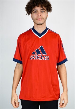 VINTAGE 90'S ADIDAS T-SHIRT