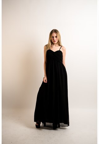 PLEATED BUST & SWEETHEART NECKLINE MAXI DRESS