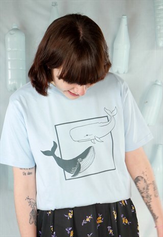 ORGANIC T-SHIRT IN PALE BLUE WITH WHALE PRINT