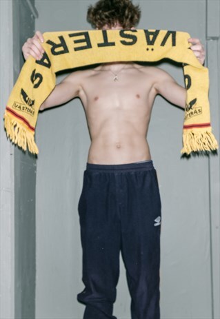 VINTAGE FOOTBALL SCARF
