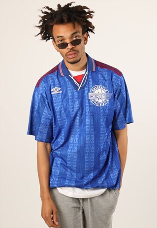 VINTAGE UMBRO APPLIQUE LOGO FOOTBALL TOP