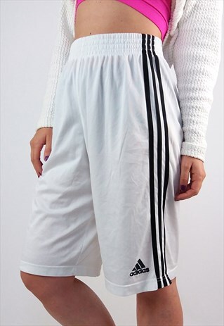 VINTAGE ADIDAS UNISEX FOOTBALL SHORTS IN WHITE