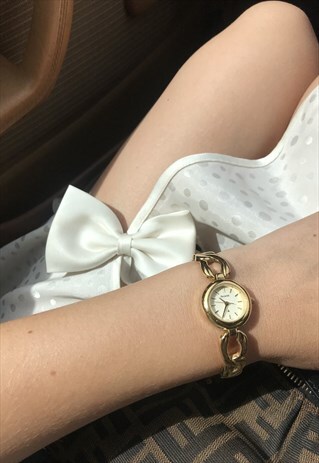 VINTAGE 80S GOLD TONE LADIES WRIST WATCH BY ACCURIST