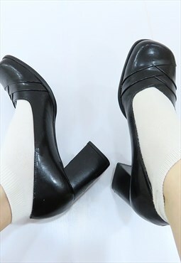 90s Vintage Black Leather Square Toe Heels (Size 7)