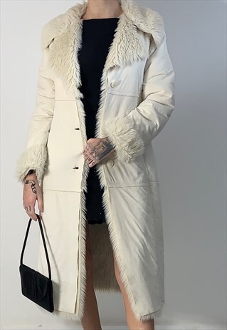 90S VINTAGE Y2K CREAM FAUX FUR LINED COAT