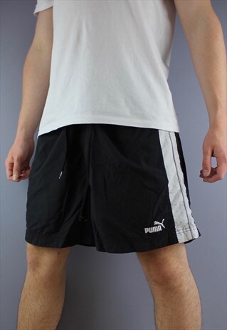 VINTAGE PUMA SHORTS IN BLACK WITH POCKETS AND EMBROIDERED LO