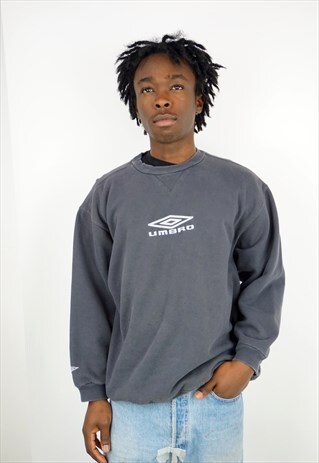 VINTAGE 90'S UMBRO PULLOVER SWEATSHIRT