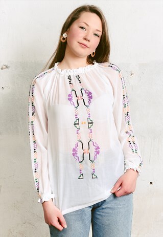 VINTAGE 80S CROSS-STITCH EMBROIDERED HUNGARIAN FOLK BLOUSE