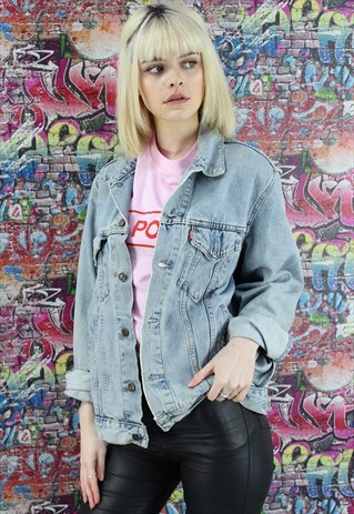 VINTAGE LEVI'S 80S LIGHT BLUE DENIM JACKET. UNISEX.