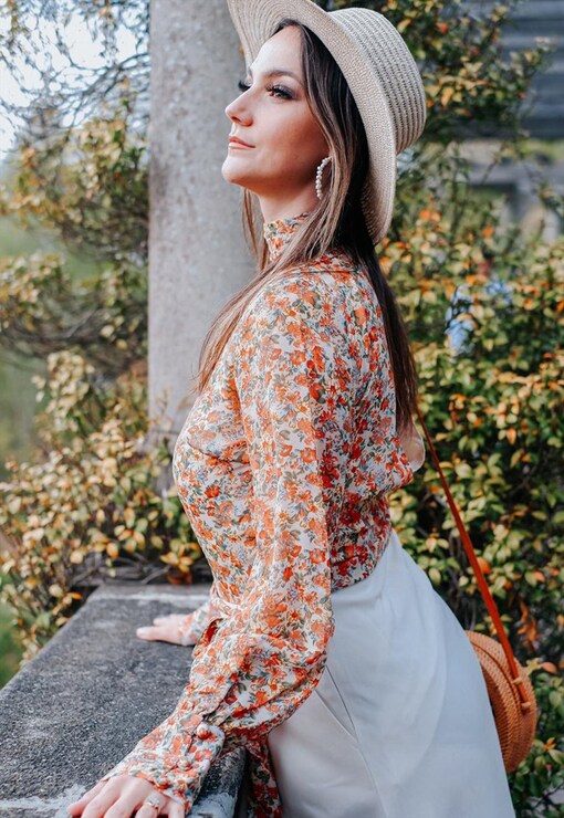 garment image