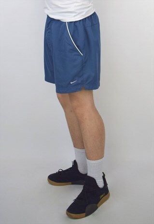 VINTAGE 90'S NIKE BLUE SHORTS