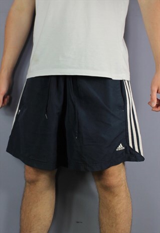 VINTAGE ADIDAS SHORTS IN NAVY WITH POCKETS, EMBROIDERED LOGO
