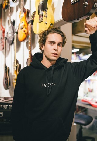 KAOTIKO HOODIE IN BLACK
