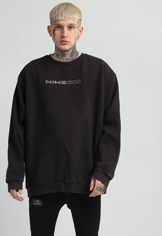 VINTAGE NIKE SWEATSHIRT