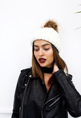 CREAM RIBBED KNIT FAUX FUR POM POM BEANIE HAT