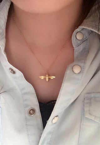 GOLD HONEY BEE NECKLACE