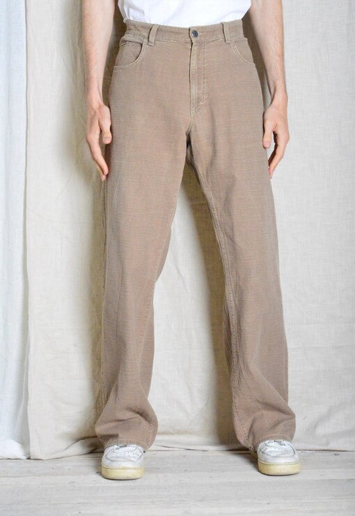garment image