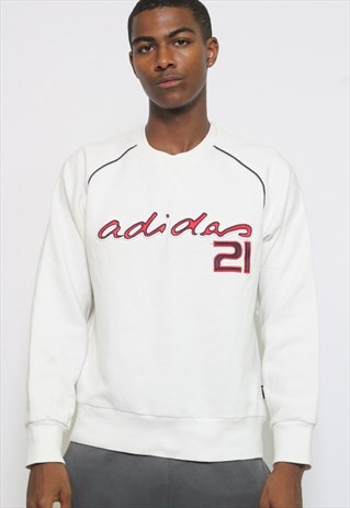 VINTAGE ADIDAS SWEATSHIRT