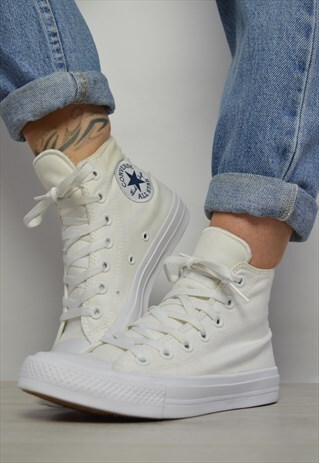 VINTAGE 90S CONVERSE WHITE HI-TOPS TRAINERS RETRO PREPPY