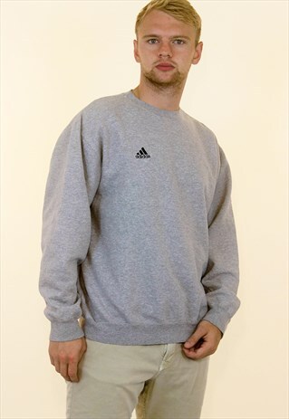 VINTAGE ADIDAS SWEATSHIRT