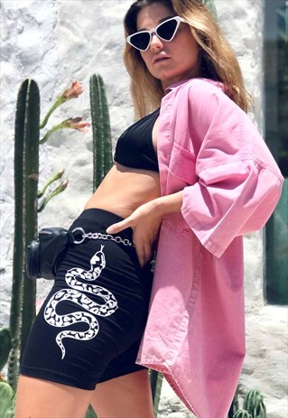 BLACK SHORT LEGGINGS WITH SIDE WHITE SNAKE PRINT