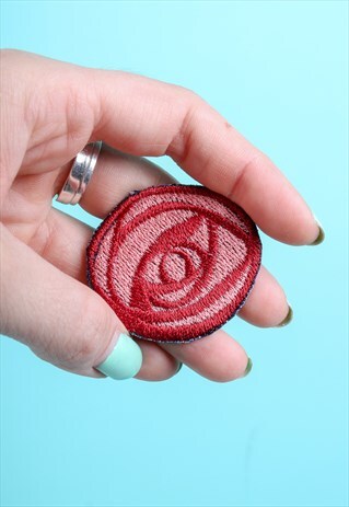 EMBROIDERY ROSE PATCH REWORK VINTAGE IRON ON