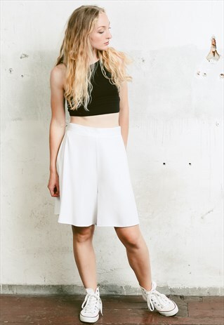 VINTAGE 80S HIGH WAISTED WIDE LEG SHORTS