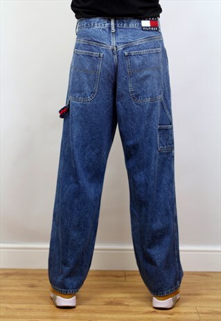 1990'S VINTAGE BAGGY TOMMY HILFIGER DENIM JEANS IN BLUE