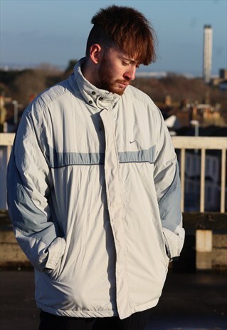 RETRO // EARLY 90'S // NIKE COAT