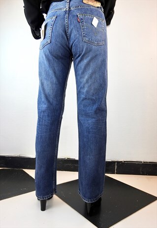 VINTAGE MEDIUM BLUE 501 LEVI'S JEANS