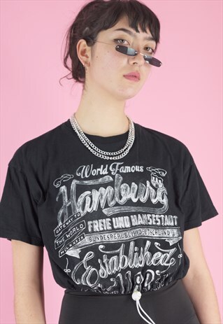 VINTAGE REWORKED CROP TOP IN BLACK WITH HAMBURG PRINT