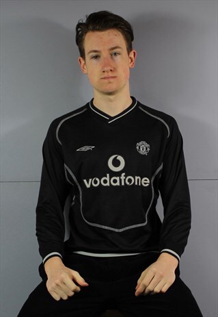 VINTAGE UMBRO MANCHESTER UNITED LONG SLEEVE FOOTBALL SHIRT I