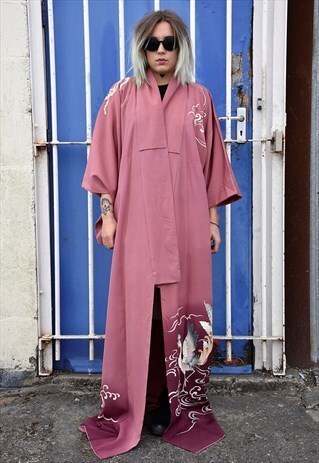 VINTAGE AUTHENTIC JAPANESE FLOOR LENGTH KIMONO CRANE MOTIF