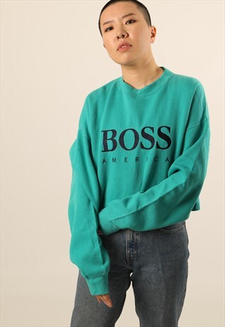 VINTAGE BOSS AMERICA EMBROIDERED SPELLOUT CROPPED SWEATSHIRT
