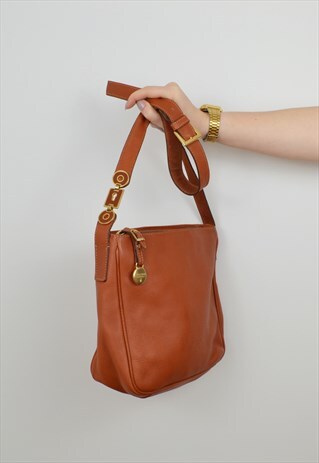 LEATHER SHOULDER BAG