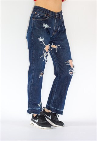 VINTAGE DISTRESSED GRUNGE BOYFRIEND JEANS
