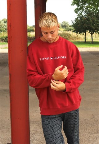 RED TOMMY HILFIGER SPELL OUT SWEATSHIRT