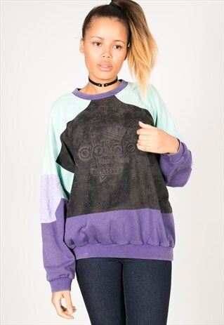 VINTAGE 90S ADIDAS SWEATSHIRT/ R0672