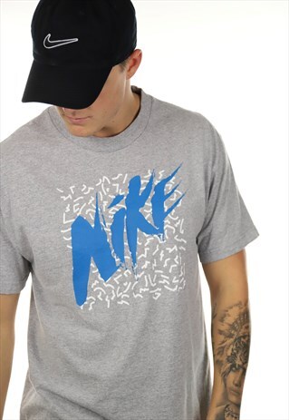 VINTAGE NIKE GRAPHIC T SHIRT TEE