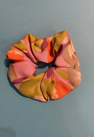 VINTAGE SCRUNCHIE