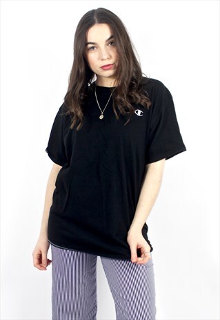 90'S RETRO BLACK & WHITE OVERSIZED T-SHIRT