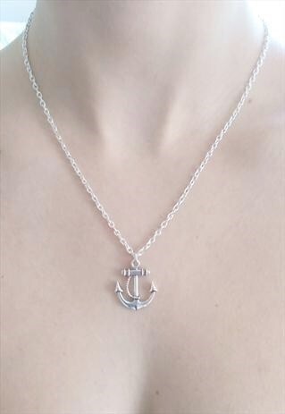 SILVER ANCHOR NECKLACE